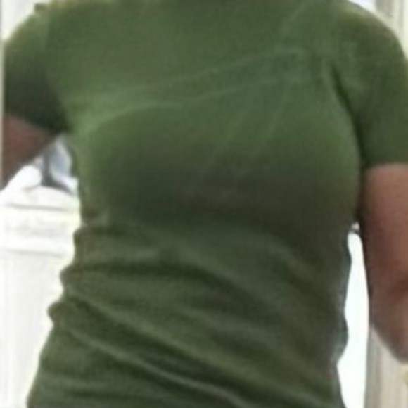 Italian Silk-Cashmere turtleneck top - Picture 1 of 3
